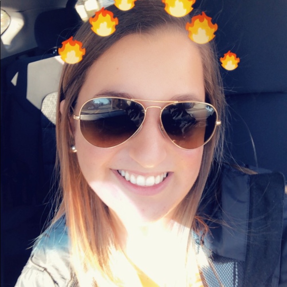 Meet your Posher, Maddy